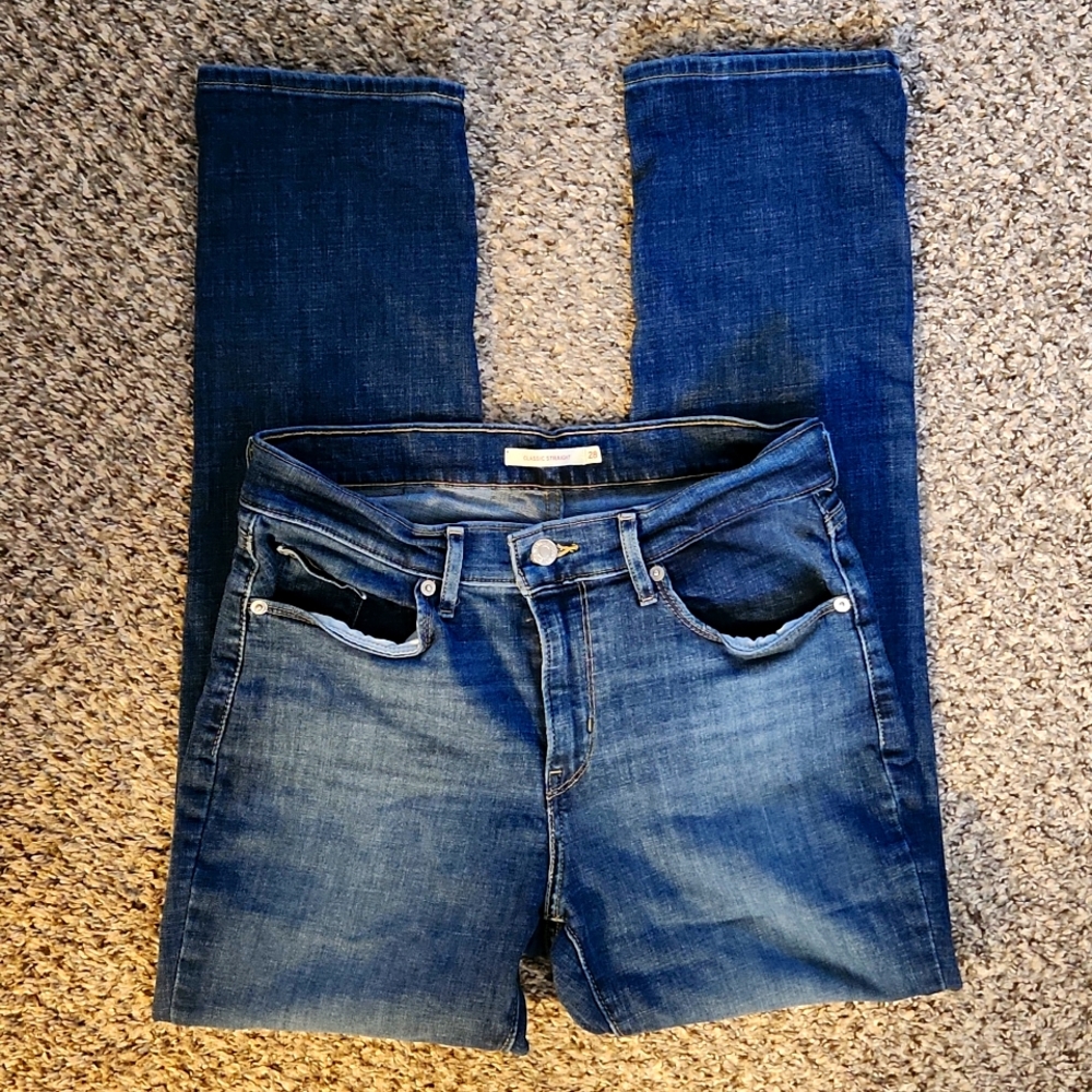 Classic Straight Levi's sz 28x28